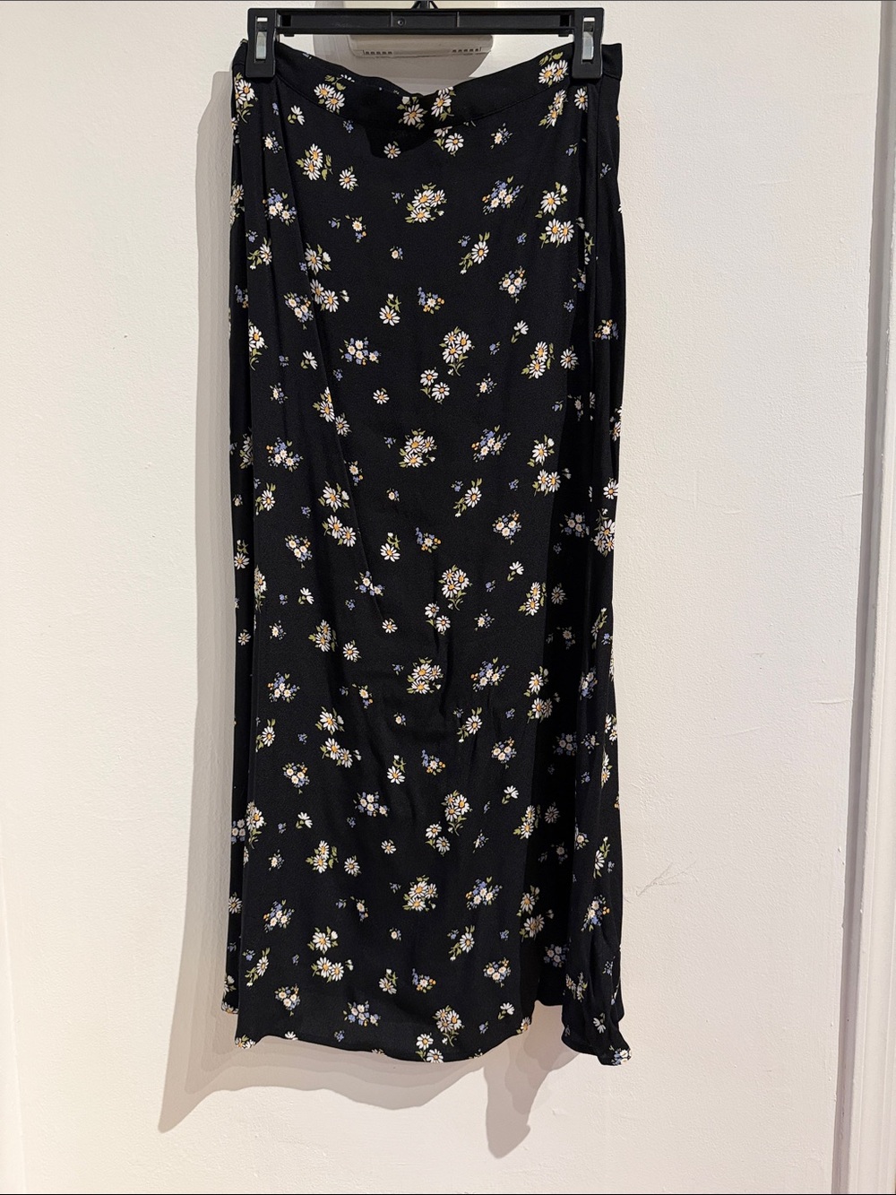 Reformation Black Maxi Skirt with White & Yellow Daisies - Picture 2 of 6